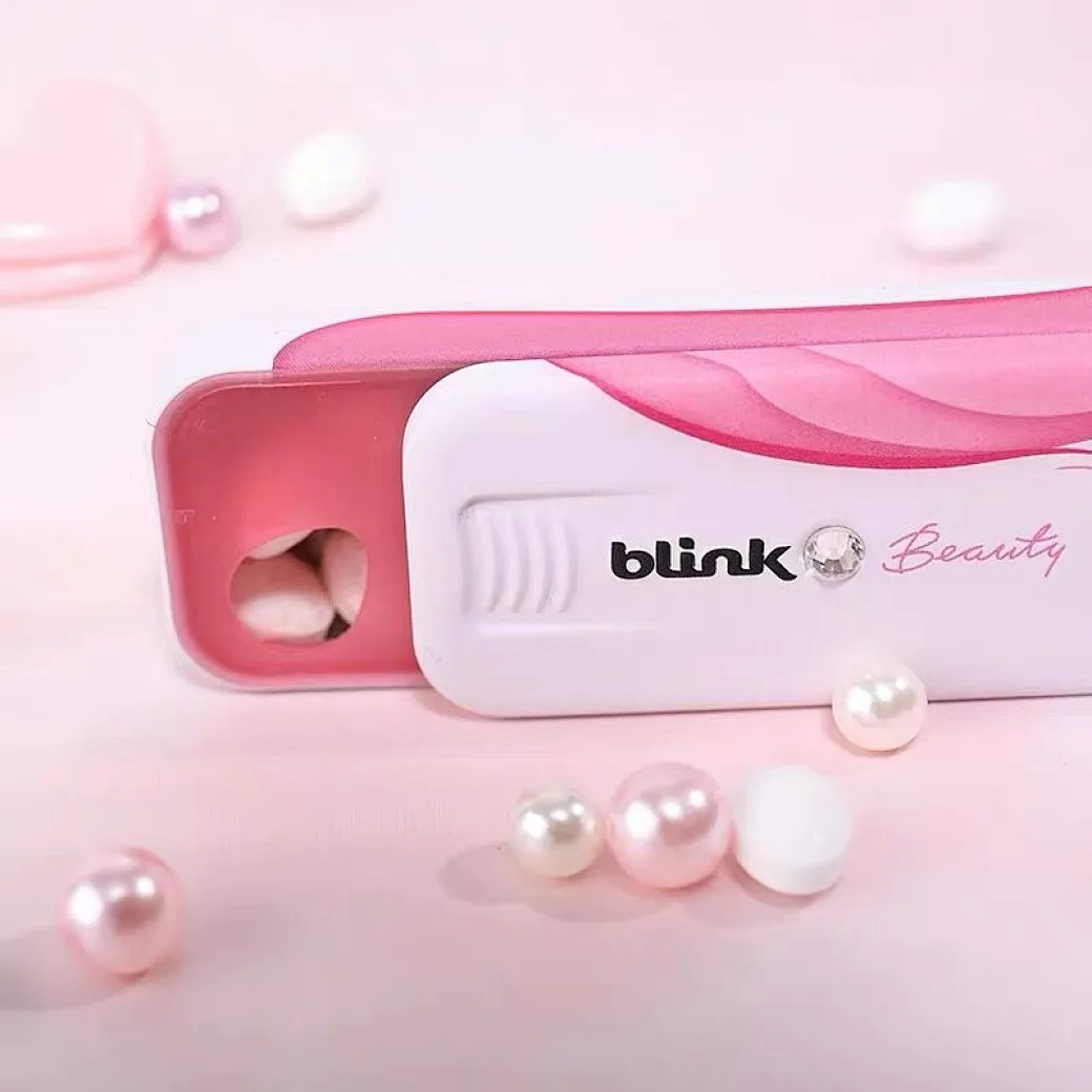 Freshen up your breath with our breath mint tins. Perfect for on-the-go, available in a variety of flavors and sizes.