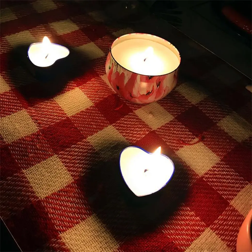 candle tins