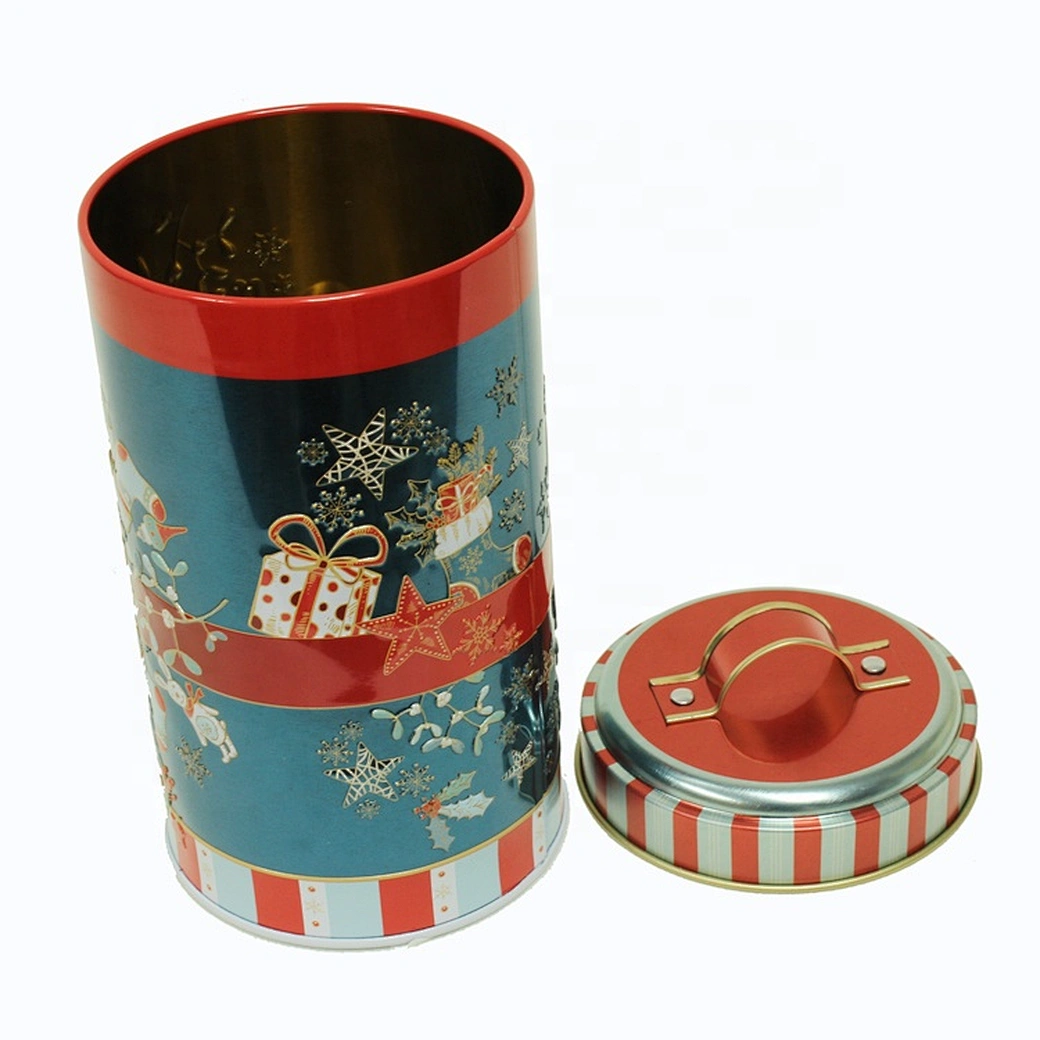 Infuse festive spirit into your tea collection with our Christmas tea tins. Available in a variety of sizes and designs, these personalized tins make the perfect gift for the tea lover in your life.