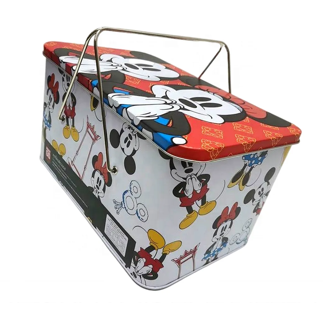 Bring your lunch in our large bento lunch boxes. Perfect for storing and organizing a variety of foods, available in a variety of designs and sizes.