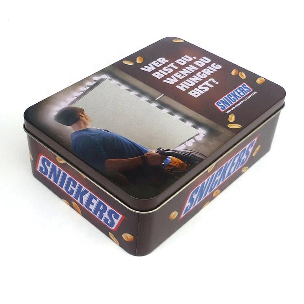 I love buying tins of sweets during the holiday season. They make for the perfect gift and are great for entertaining guests.