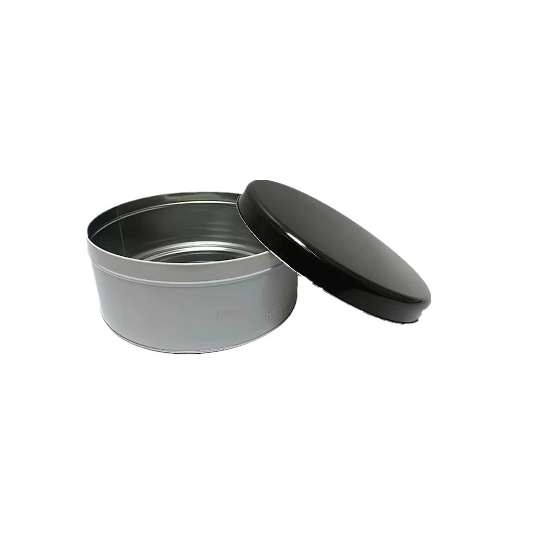 Store your treats in our extra-large cookie tins with lids. Perfect for gifting or storing baked goods, these personalized tins are available in a variety of designs and sizes. Order now for a stylish and practical storage solution.