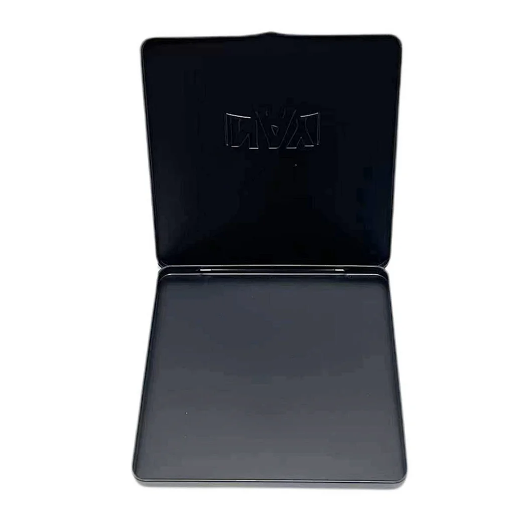 Chocolate packing boxes are a luxurious way to present and indulge in the finest chocolates. Perfect for gift giving or as a special treat for yourself.