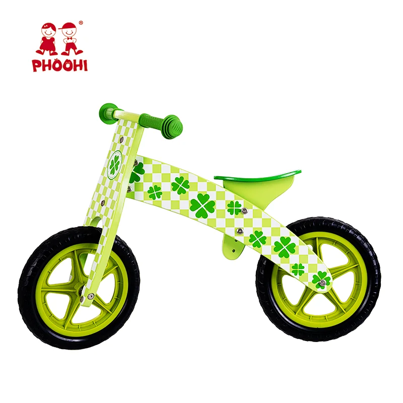 Children outdoor play green four leaf clover wooden baby balance bike for kids