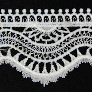 6cm Wave Shaped Vivid Decorative Pattern Milk Yarn Lace