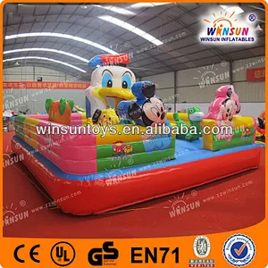 Interesting outdoor Inflatable Amusement Park for kids