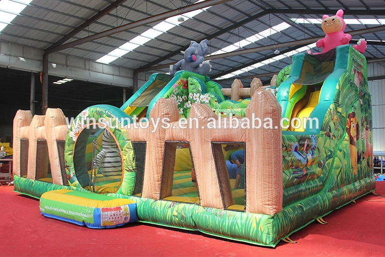 inflatable playground (2).jpg