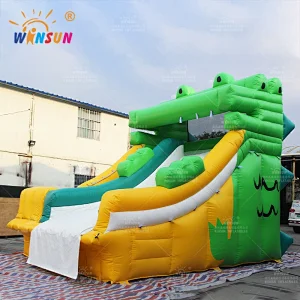 Crododile Inflatable Water Slide