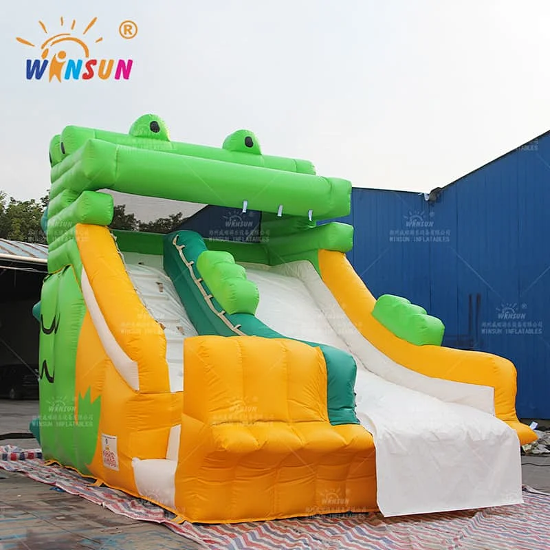 Crododile Inflatable Water Slide