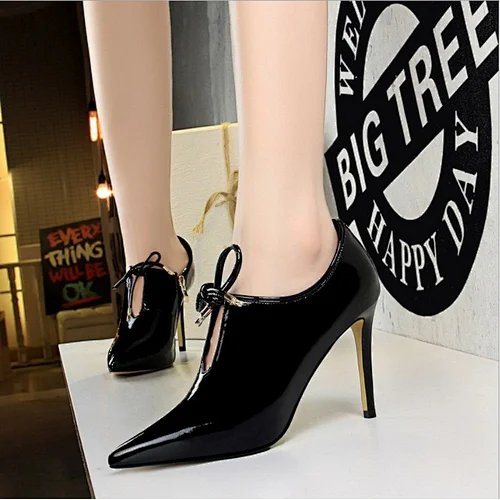 YX6236-1 Ladies Fashion Sandals High Heels Pumps Sexy Pointed PU Lace Up High Heels Party Shoes