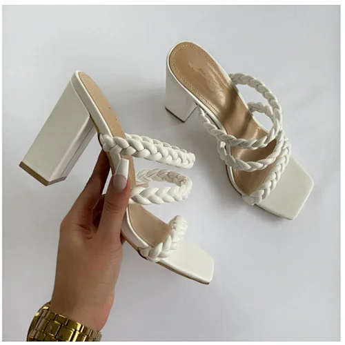 101947 DEleventh woman shoes  European and American Foreign Trade Fashion Weaving Square head solid color thick heel sandals