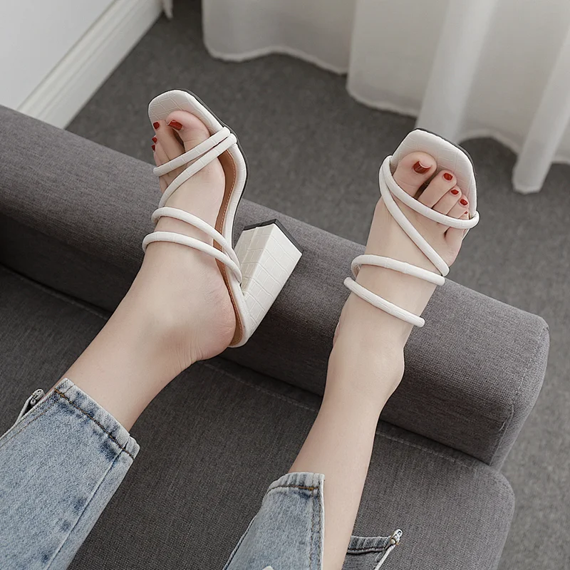 DEleventh Woman Shoes Summer New PU Leather Fashion Square Toe  Sandals Open Toe Coarser High Heels Ladies Slipper Black White