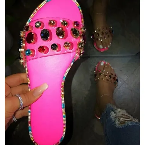 2020 womens sandals Summer Beach Hot Sale Shiny Diamond Rhinestone Slippers Sandals for Women and Ladies