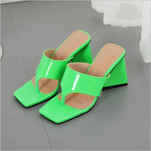 2021 Summer New Fashion Slippers Chunky Triangle Heel Square Open Toe Large Size Women High Heel Green