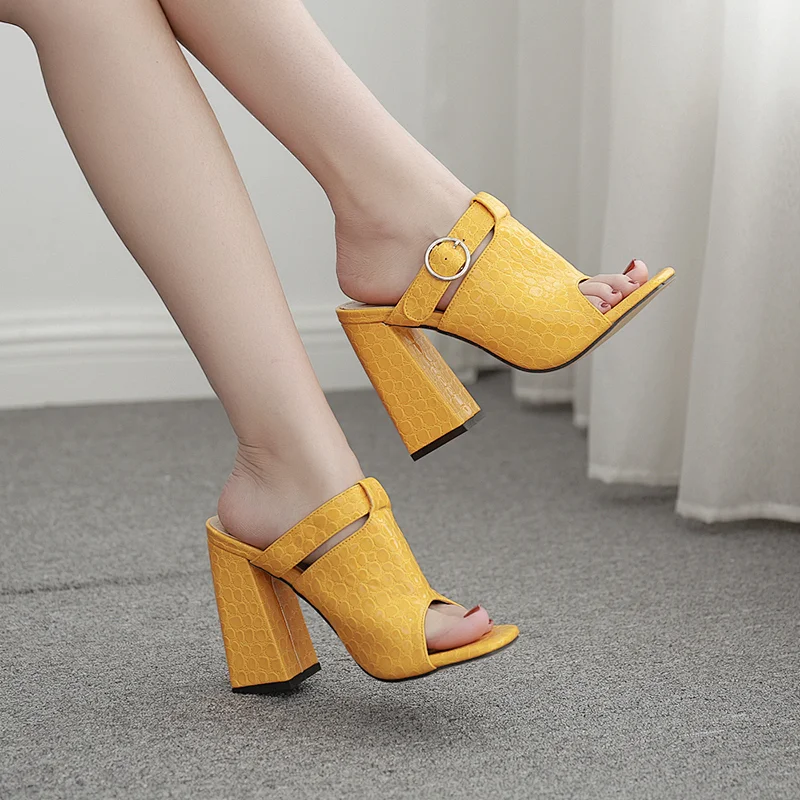 DEleventh Shoes Woman 2020 Hot Selling PU Leather Buckle Fashion Heel Sandals Square Open Toe Coarser Heel Slipper  White Yellow