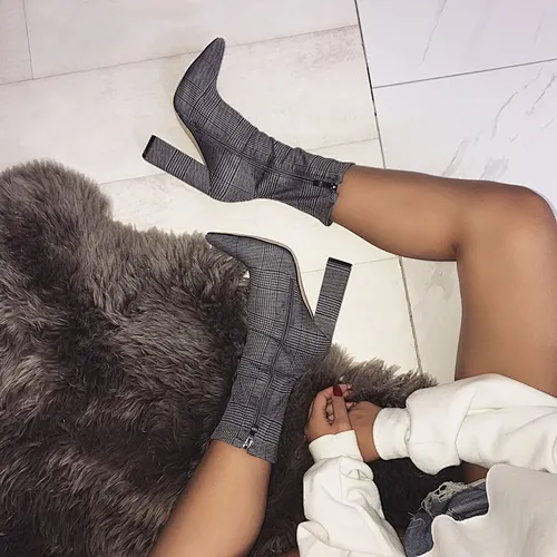 101365 DEleventh Shoes Woman 2020 New Design Shoes Plaid Pointy Toe High Heels Knight Boot Side Zipper Thick Heels Ankle Boots