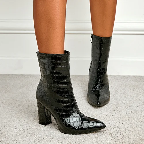 2021 autumn and winter pointed high heel side zipper crocodile boots large thick heel short barrel Martin Painted Leather Boots