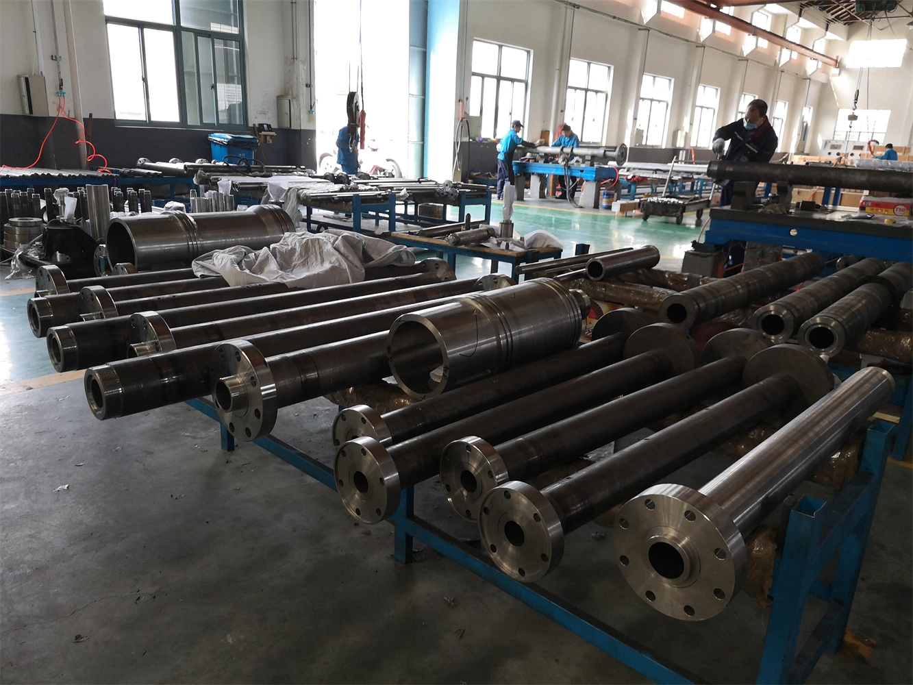 single screw, made in China at E.J.S INDUSTRY CO., LTD, we are able to make it from diater 12mm till 500mm, contact us now, check us out personally