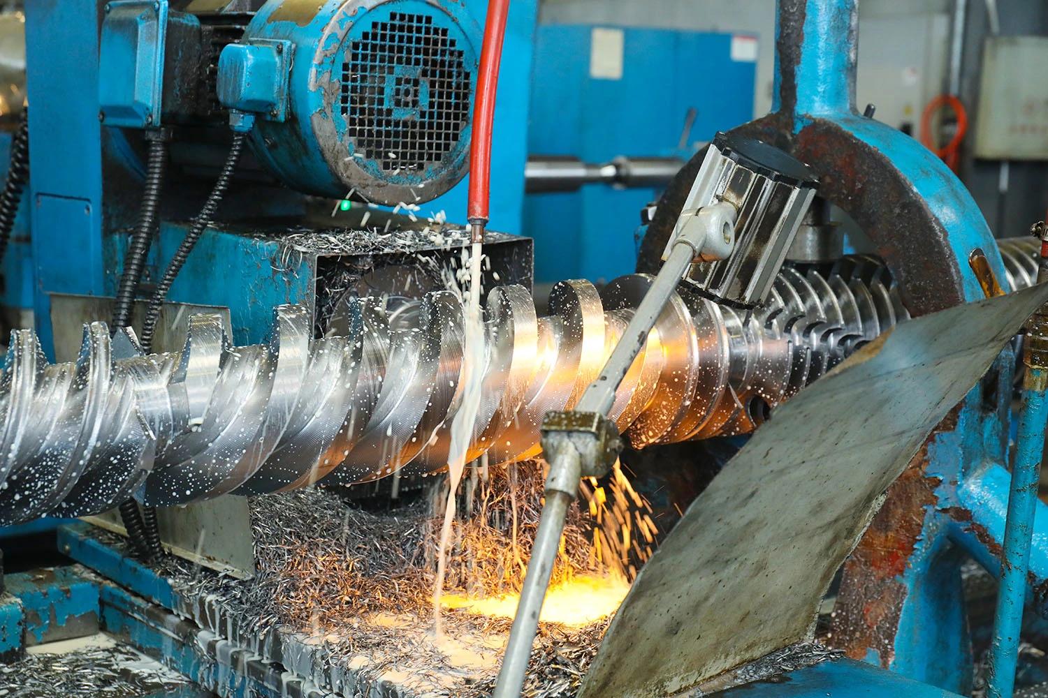 extruder screw barrel, E.J.S INDUSTRY CO., LTD is dedicated into for 30 years, with good knowledge and rich experiences. Contact EJS now.