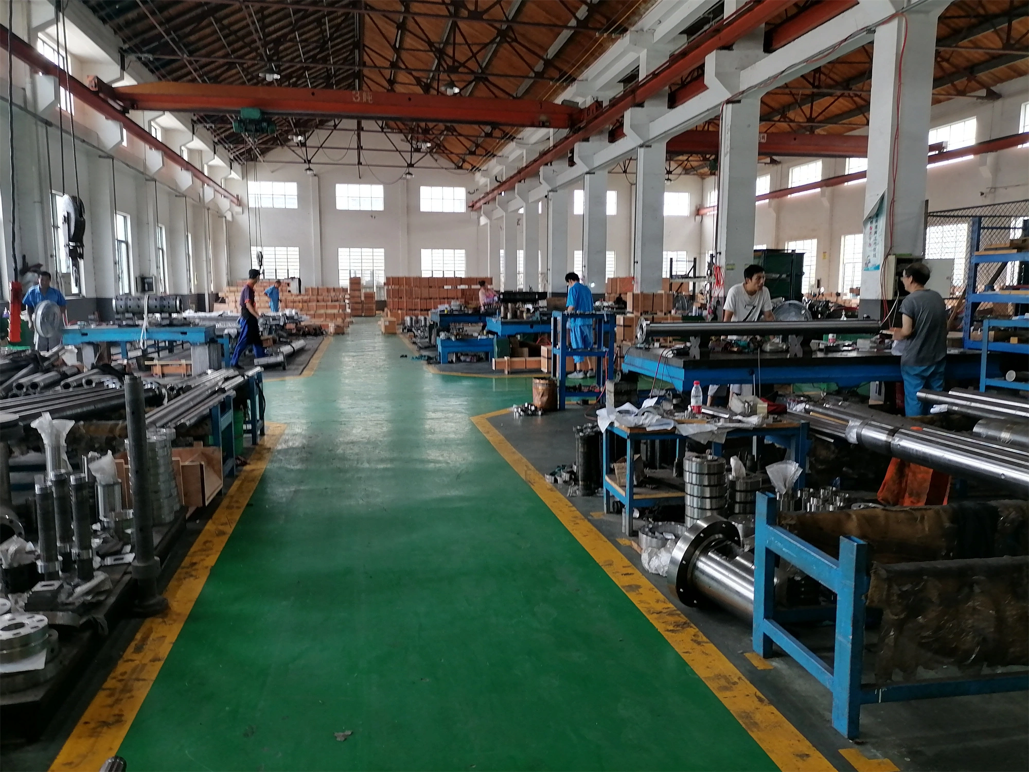 Screw and Barrel for Extruder, the core parts for extruder, E.J.S INDUSTRY CO., LTD has been producing them since 1992. With rich experiences and growing knowledge, we're able to produce them for you.