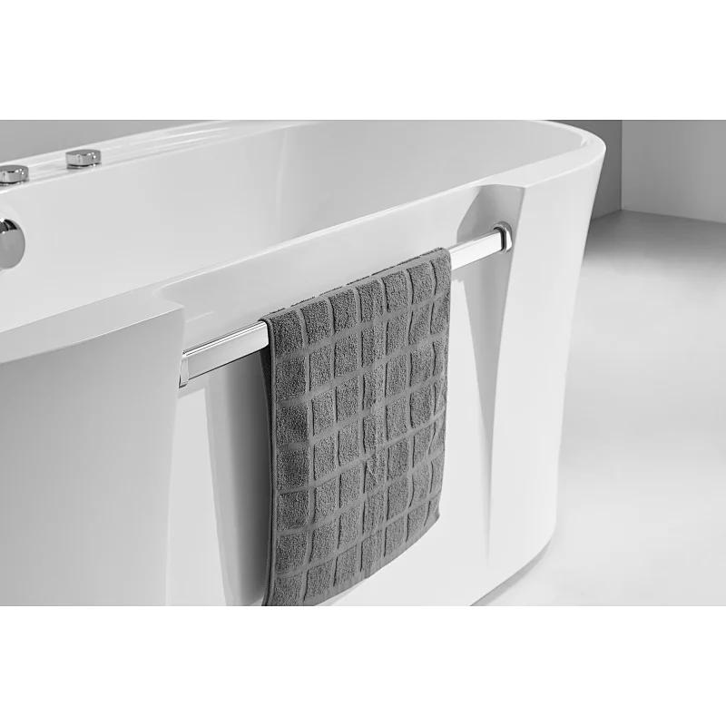 Free standing bathtub M6202