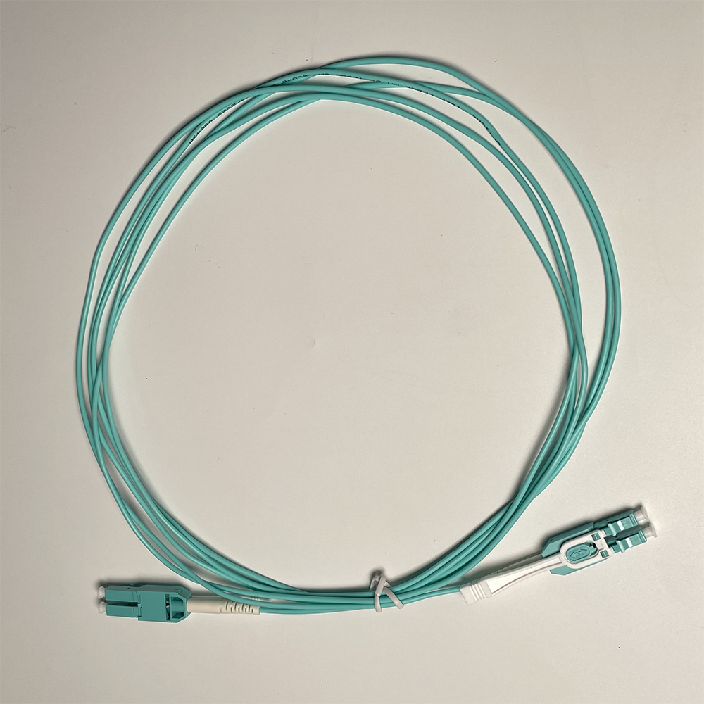 Push-Pull LC UPC Fiber Optic Uniboot patch cord With push pull tabs OM4 PVC 2.0mm 1M LC UPC Uniboot Patch Cord