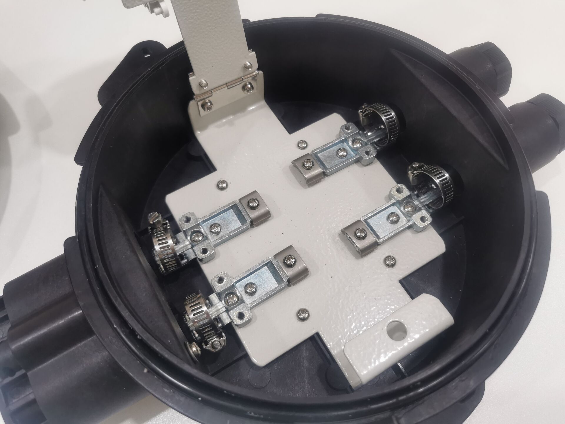36 Core IP68 Outdoor Fiber Optical Pedestal Plastic ODP Optical Distribution Point Underground FTTH Fiber Optic Splice Closure