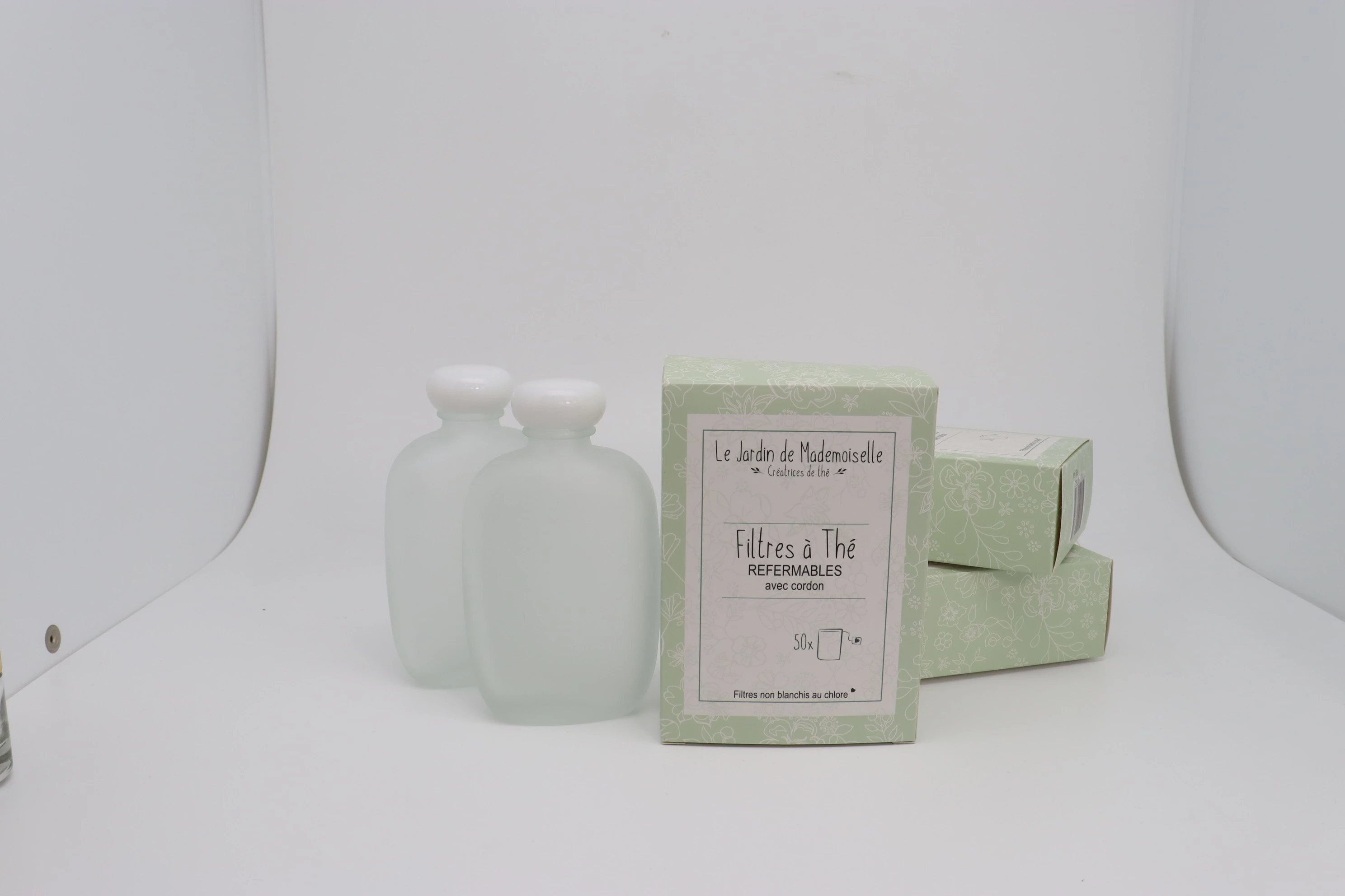 two tuck end paper box