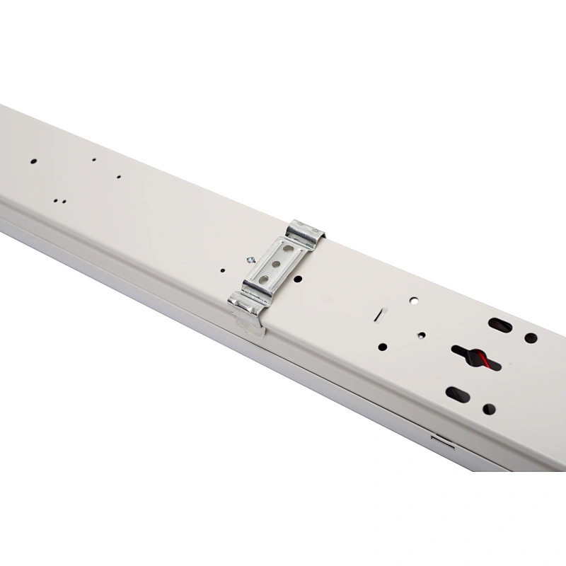 适用于购物中心、停车场、仓库、车间的带 DLC 和 ETL 的 LED 线性灯