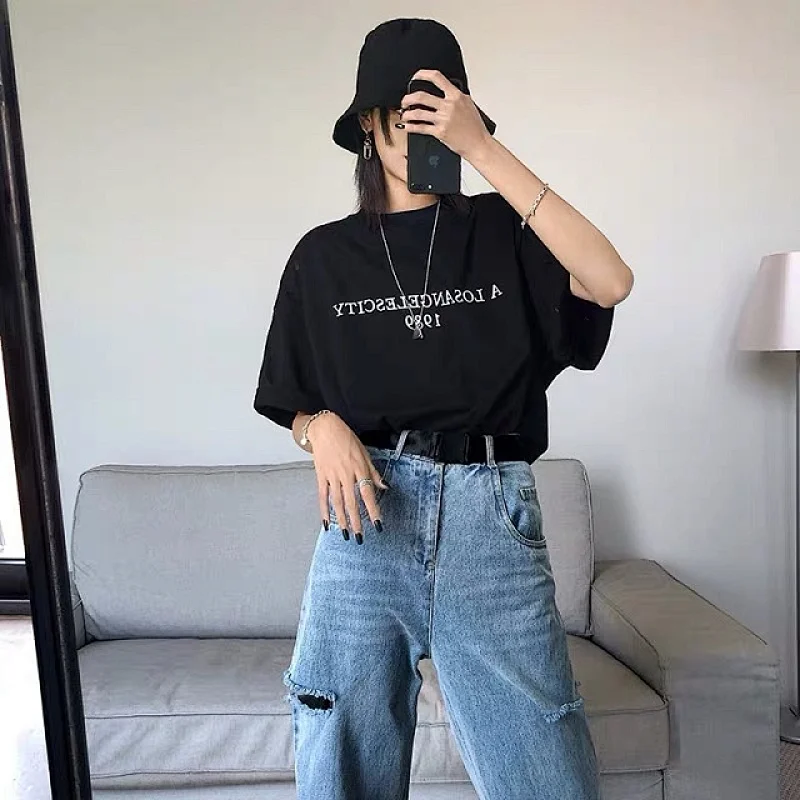 White color short sleeve casual summer printed t-shirt for women