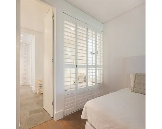 plantation shutter