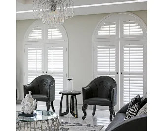 Factory Direct Sell Beautiful Solid Panel Plantation Shutters for Living Room