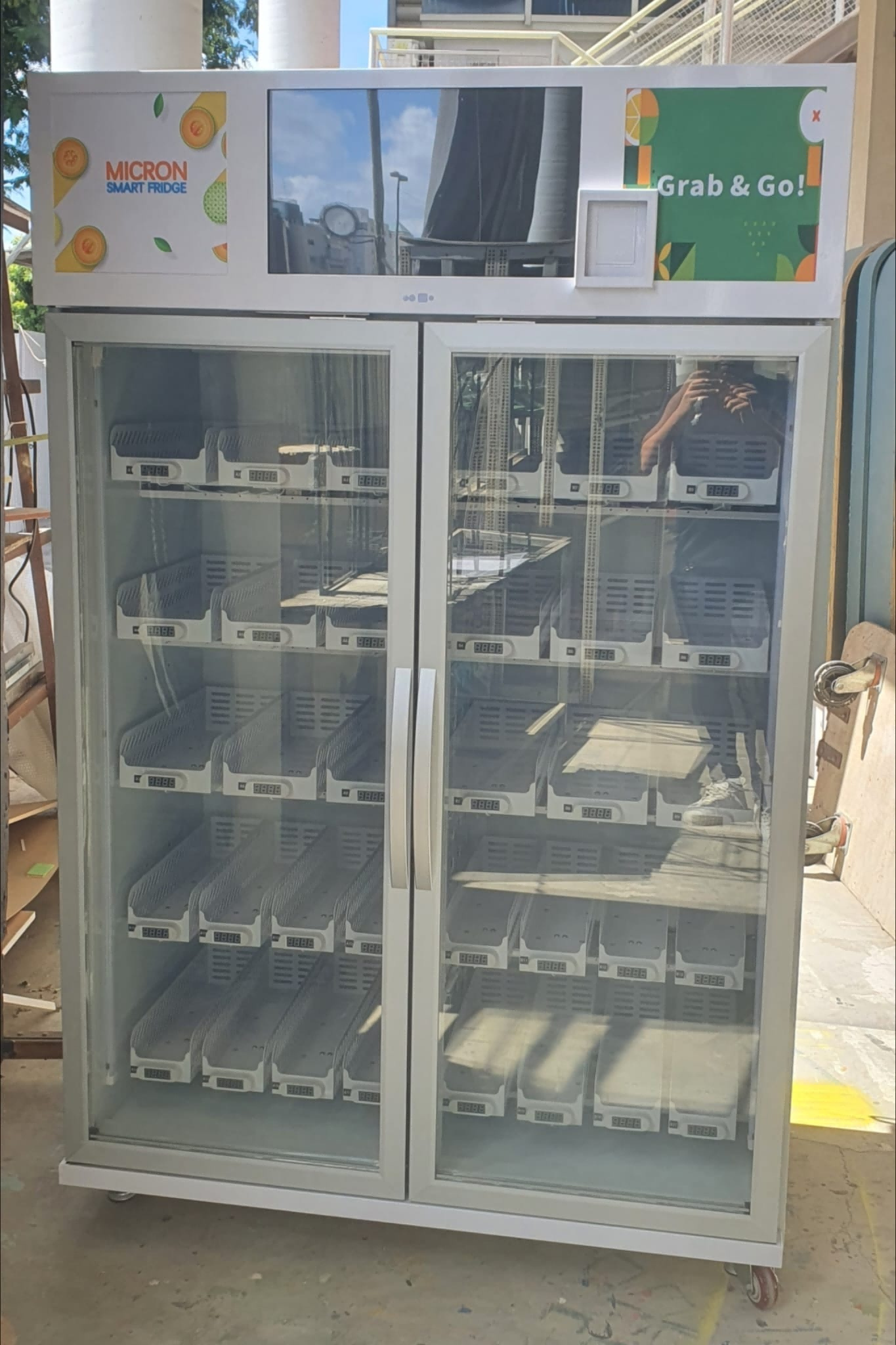 Micron farm produce vending machine can sell vegetable, egg, meat and snack drink micron smart fridge vending machine supplier and manufacturer