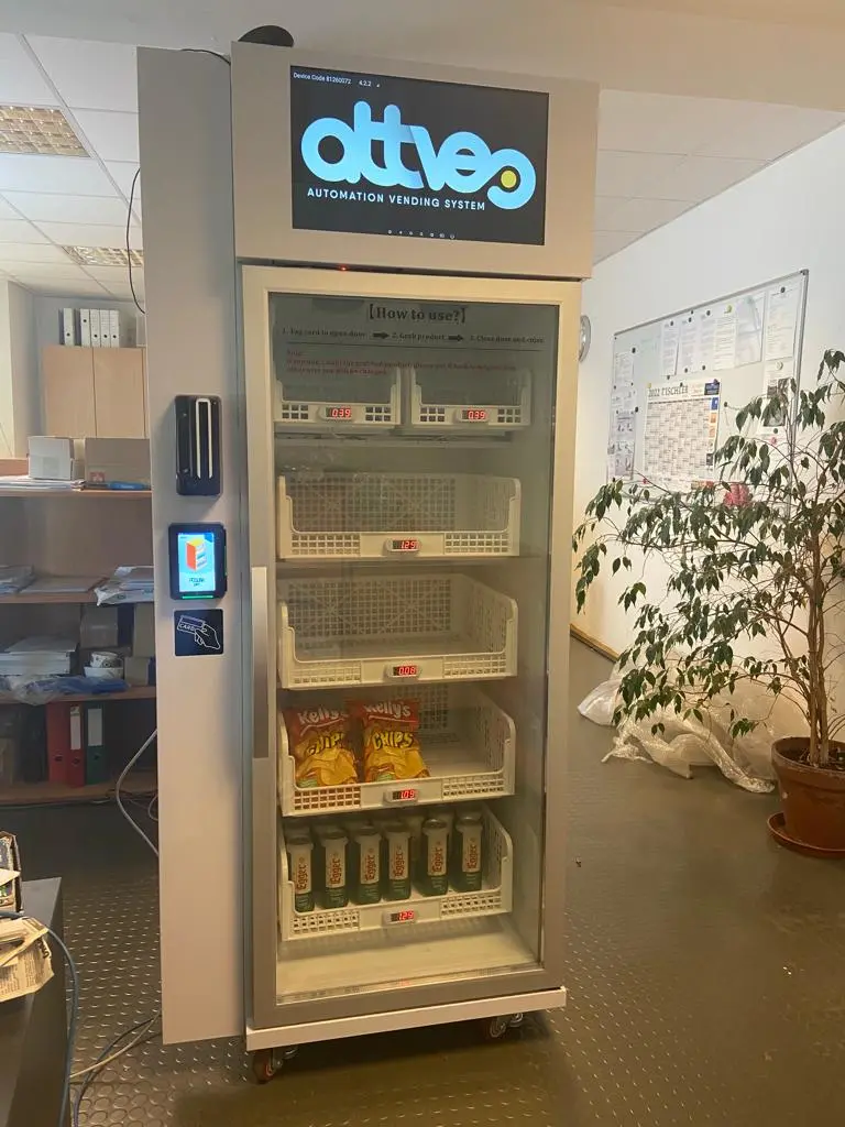 Snack beer vending machine with age verify in Austria Micron Smart Vending