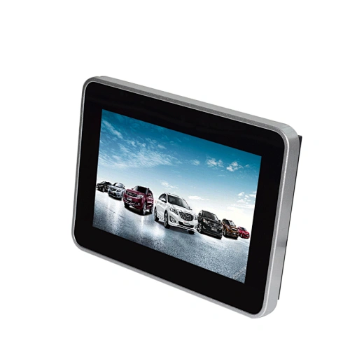outdoor wall mounted digital signage