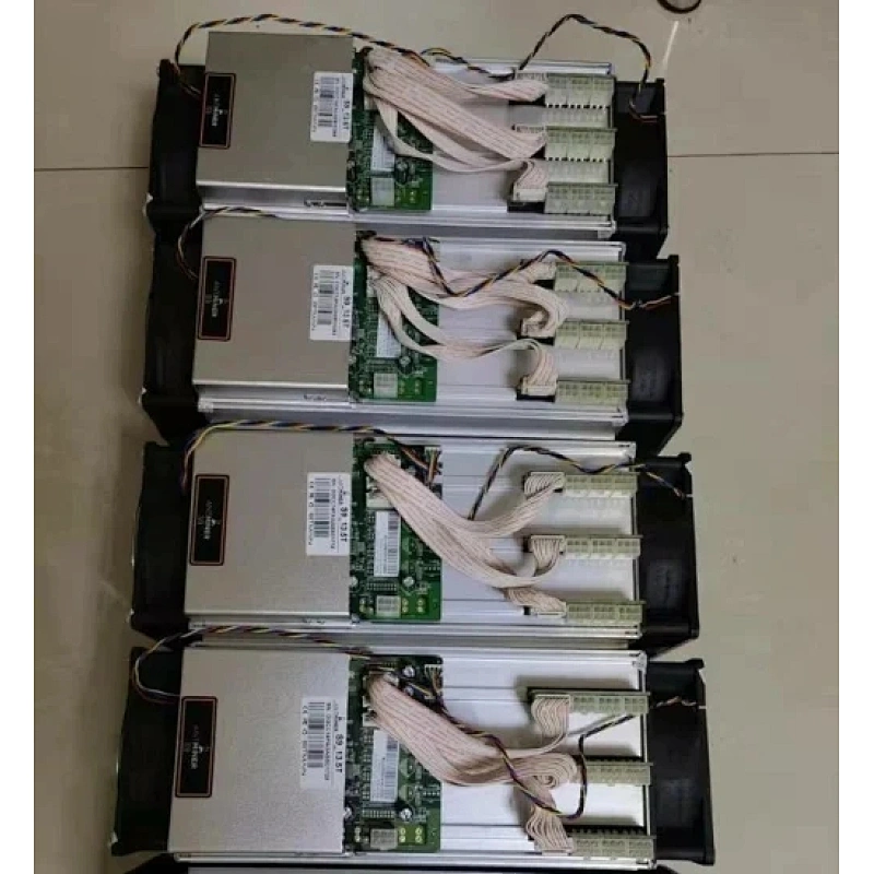 En las ventas utilizó el minero Antminer S9 S9I S9j 13.5t 14t 14.5t mineros de blockchain del minero del bitcoin