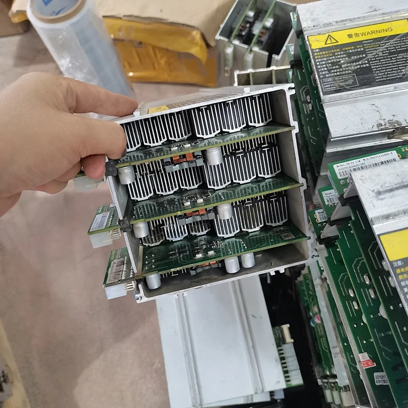 Listo para enviar Asic L3 + S19 Pro Hash Board L3 M20s 70t S17 Z15 Hashboard A10 Pro T19 M20s 70t M30s Asic 2t2 E9 T15 s19j 104 th