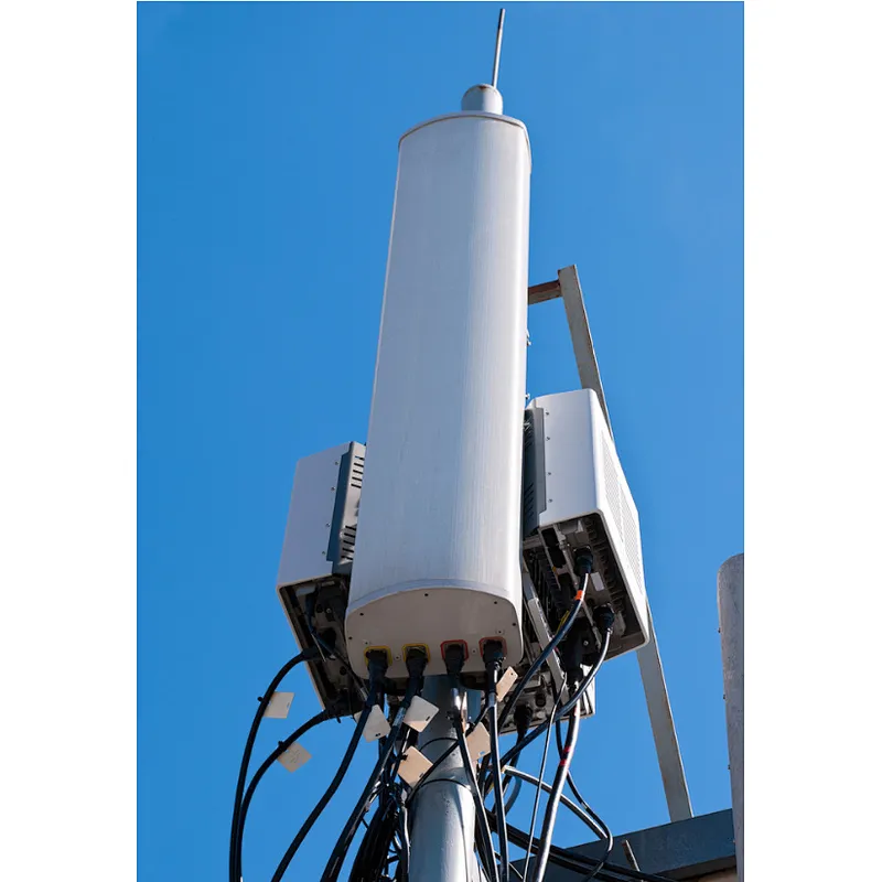 Antena de panel direccional al aire libre de alta ganancia 18dB Banda ancha 698-2700MHz N Hembra para comunicación