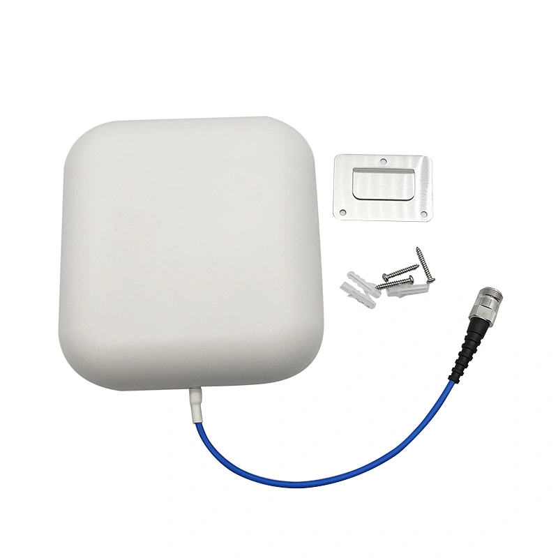 Antena de panel 4G de banda ancha 698-4000Mhz Antena externa LTE blanca cuadrada Conector SMA