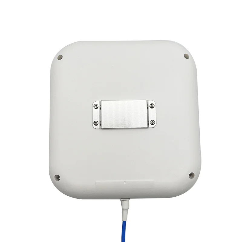宽带 4G 平板天线 698-4000Mhz 外置 LTE 白色方形天线 SMA 连接器