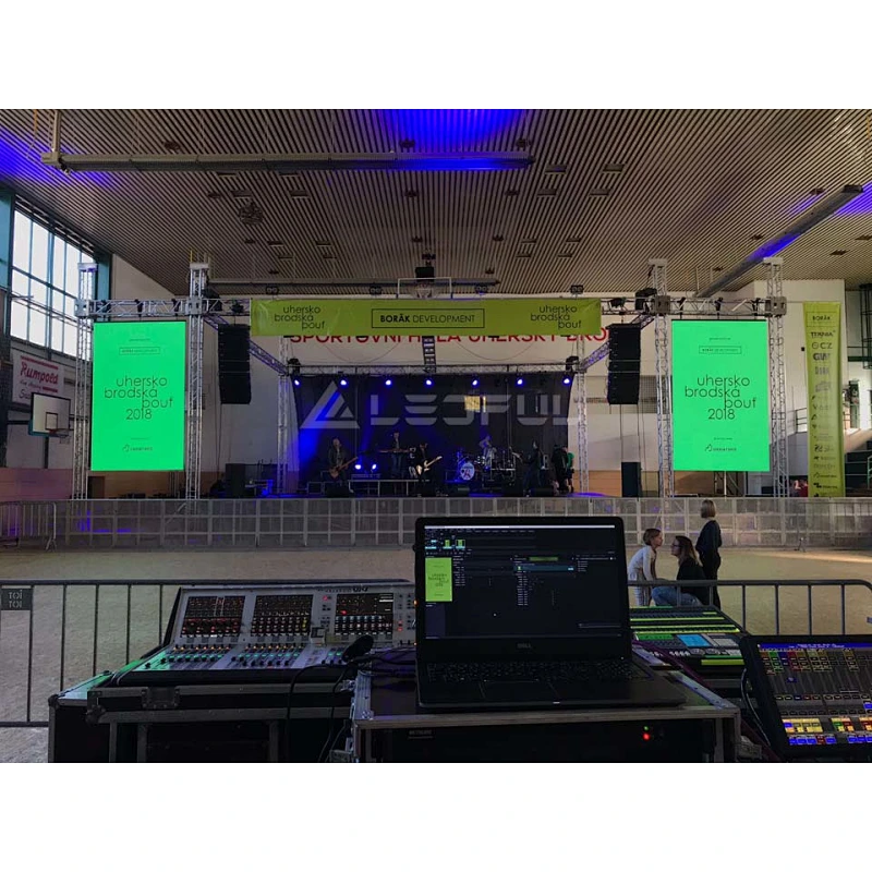 cost effective outdoor rental p3.9 LED display panel