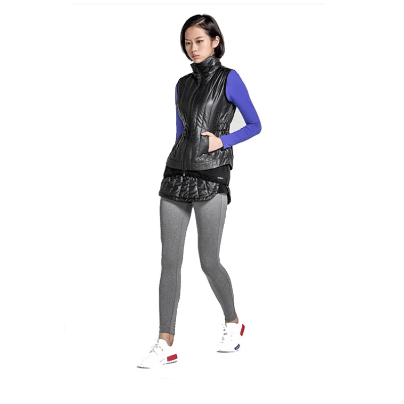 Custom Wholesale Classic padding fitness jacket fashion quilted style women's vests
