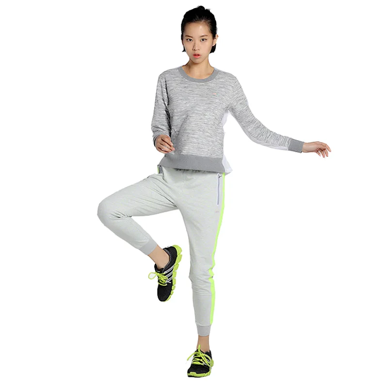 Custom logo comfortable casual fitness womens crew neck sweater