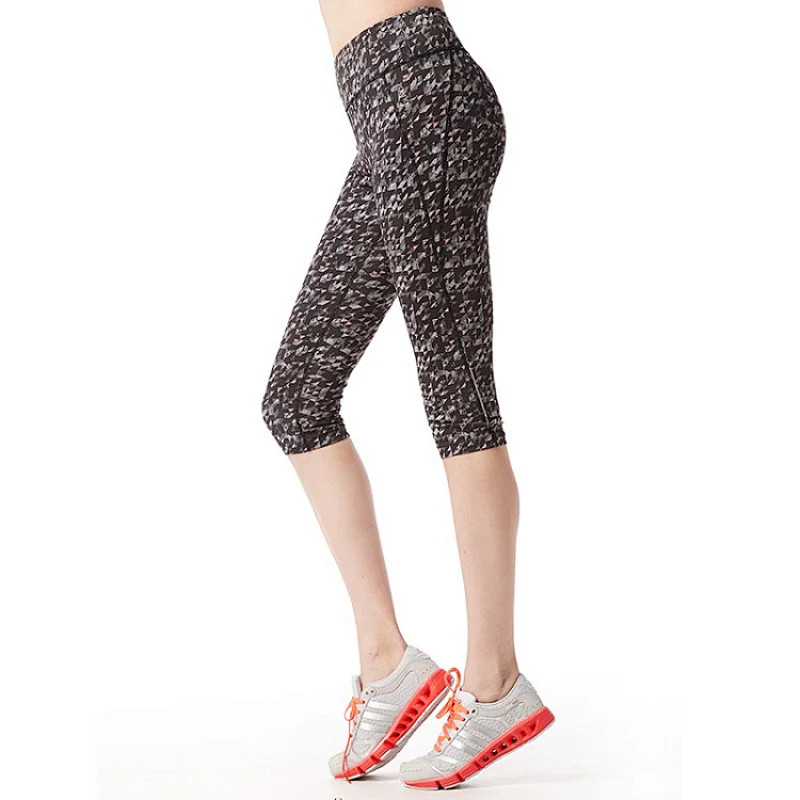 Custom woman's soft lightweight capri Yoga Pants fitness apparel yoga leggings