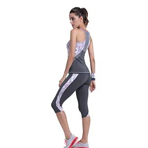 wholesale slim capri flare athletic pants customized logo apparel for women