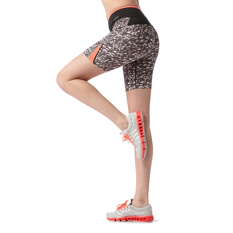 women high quality compression high waist printed camo shorts Hot Sell Women Sports Wear Short Great Stretch Yoga Shorts