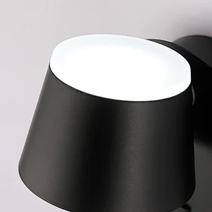 Adjustable LED Wall Lamp with