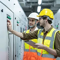 Extensions, upgrades and retrofits of switchgear