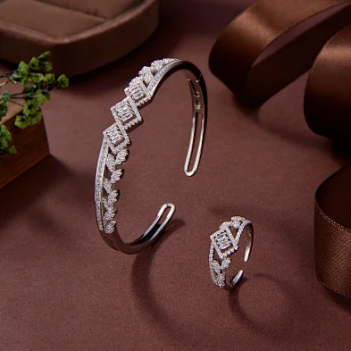 Blossom CS Jewelry Bangle-01BR1S009945