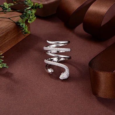 how to clean tarnished silver ring